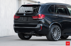 BMW X5 на дисках Vossen VFS-2