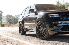 Jeep Grand Cherokee на дисках Status Juggernaut