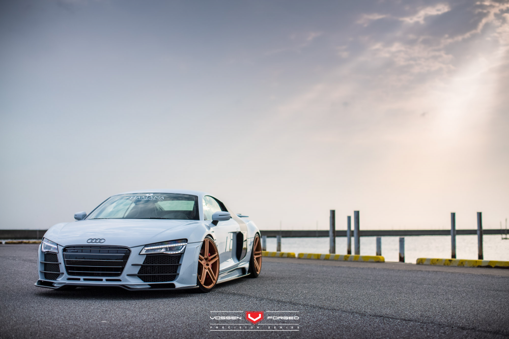 Audi R8 V10 на дисках Vossen Forged VPS-302