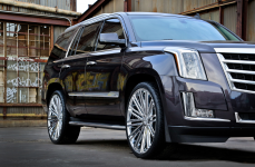 Cadillac Escalade на дисках Heavy Hitters HH12