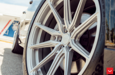 Audi Q8 на дисках Hybrid Forged HF-3