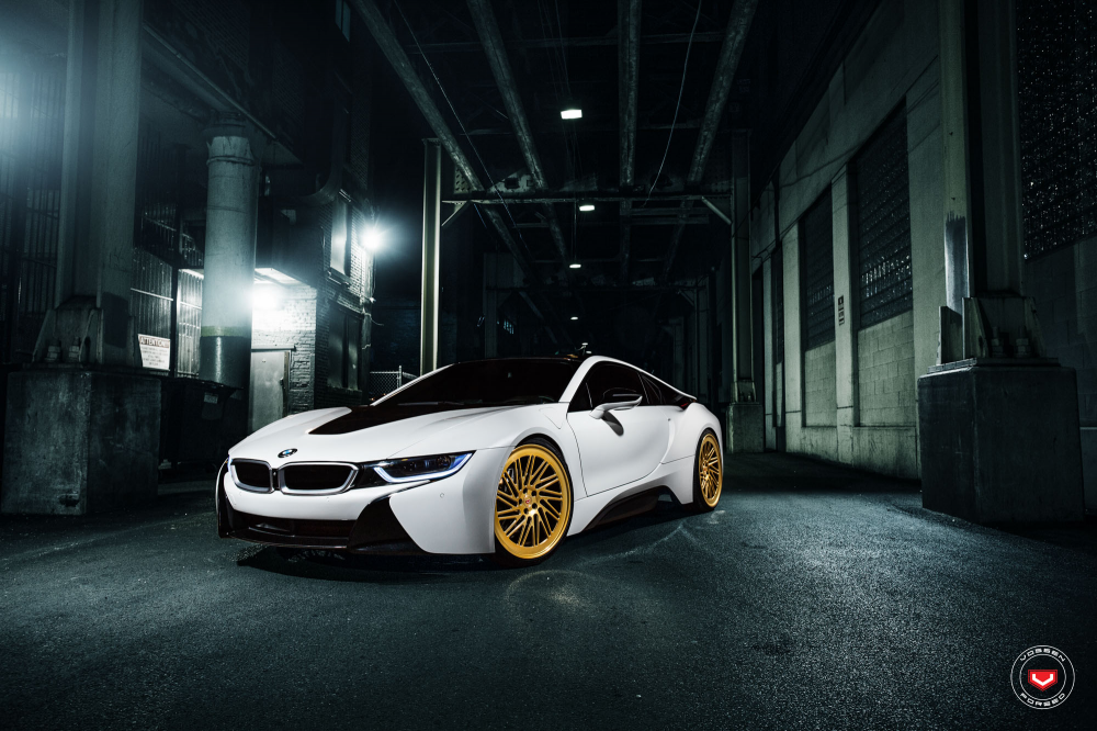 BMW i8 на дисках Vossen Forged LC-105T