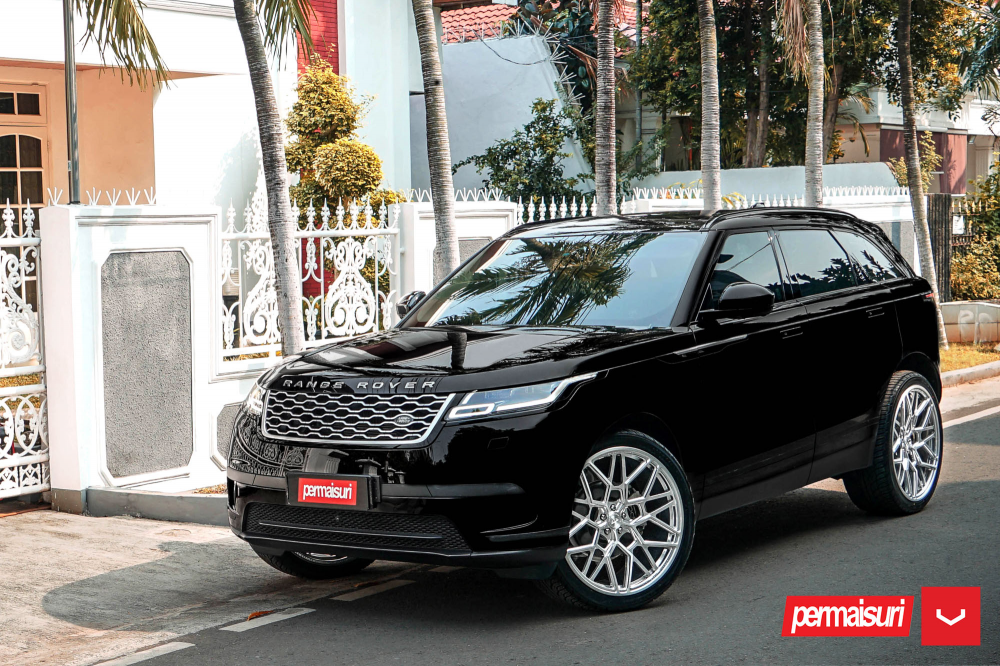 Range Rover Velar на дисках Urban Automotive x Vossen UV-1