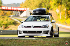 VW Mk7 GTI RS на дисках Vossen Forged VPS-317