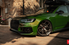 Audi RS4 на дисках Hybrid Forged HF-5