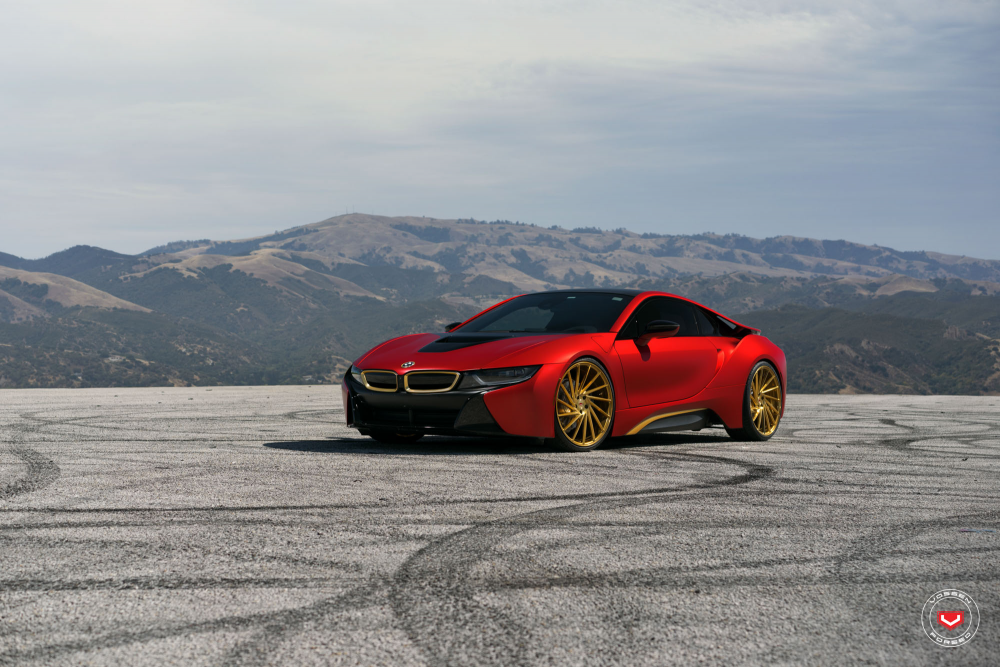 BMW i8 на дисках Vossen Forged VPS-305T