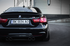 BMW M4 на дисках Vossen VLE