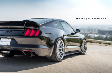 Ford Mustang GT Chip Foose Edition на дисках Blaque Diamond BD23