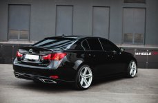 Lexus GS350 на дисках Vossen VFS5