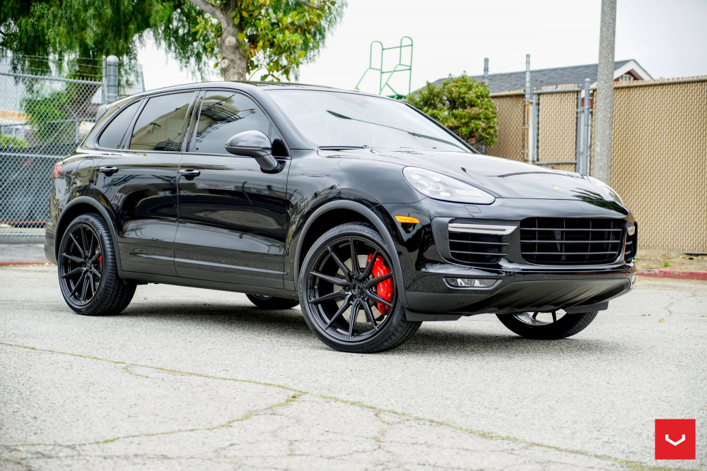 Porsche Cayenne Turbo на дисках Hybrid Forged HF-3