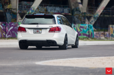 Mercedes-Benz E63 на дисках Vossen VFS-5