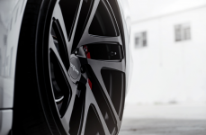 Porsche Panamera Turbo S на дисках Rotiform SNA-T