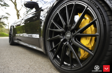 Porsche Taycan на дисках Hybrid Forged HF-4T