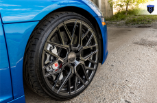 Audi R8 на дисках Rohana RFX10