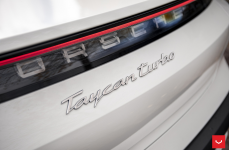 Porsche Taycan Turbo на дисках Hybrid Forged HF-5