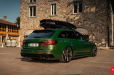 Audi RS4 на дисках Hybrid Forged HF-5