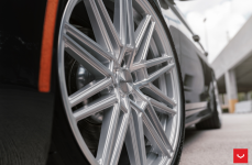 BMW 530i на дисках Vossen CV10