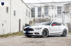 Ford Mustang на дисках Rohana RC9