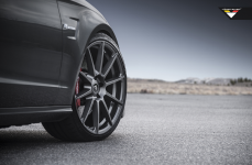 Mercedes-Benz CLS 63 AMG на дисках Vorsteiner V-FF 102