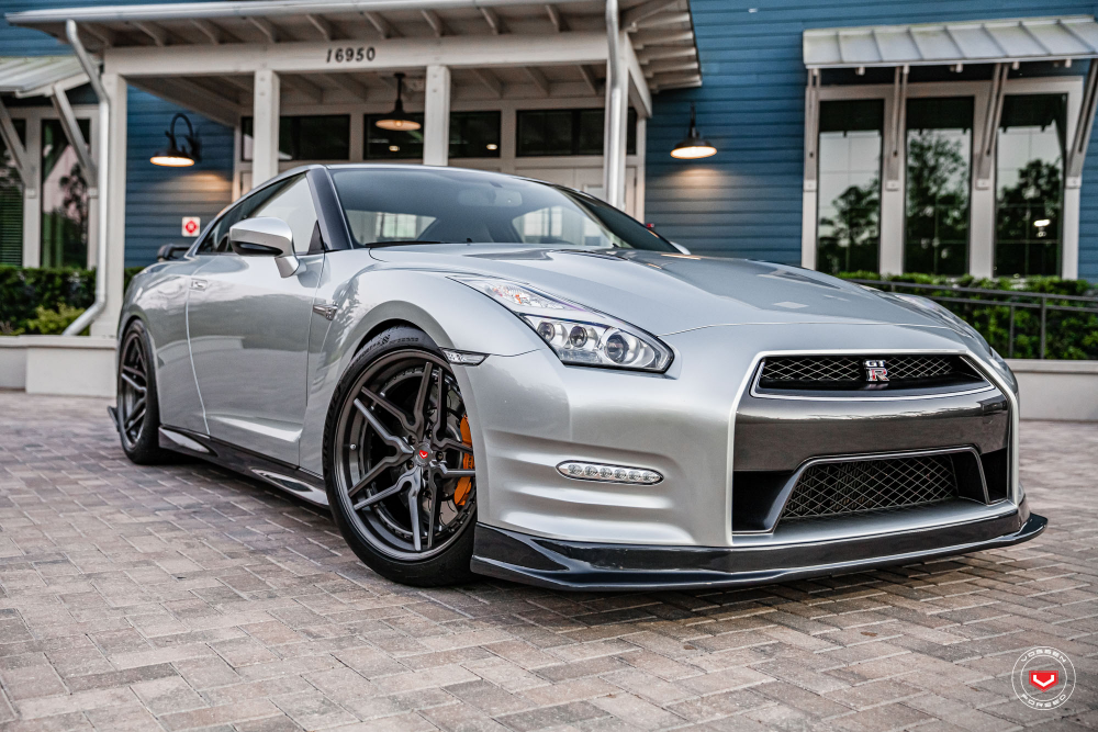 Nissan GTR на кованых дисках Vossen Forged M-X1 3 Piece