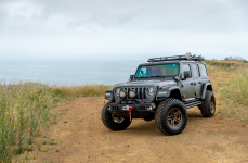 Jeep JL на дисках Venom Rex VR-501 17