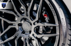 Audi RS7 Silver на дисках Rohana RFX7 Gloss Black