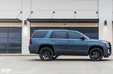 Cadillac Escalade на дисках Niche Vice