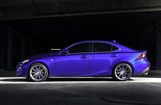 Lexus IS 300 на дисках TSW Clypse