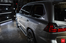 Lexus LX570 на дисках Hybrid Forged HF-3