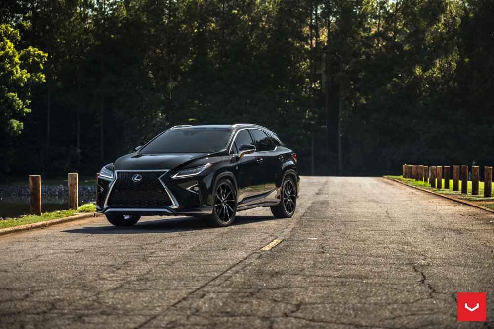 Lexus RX 350 на дисках Vossen CV Series CVT