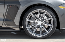 Ford Mustang на дисках Niche Gemello