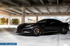 Chevrolet Corvette C7 на дисках XO Luxury Verona