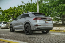 Audi Q8 на дисках XO Luxury Helsinki