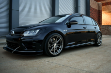 Volkswagen Golf VII на дисках TSW BATHURST