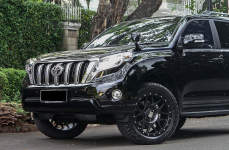 Land Cruiser Prado на дисках XD Series Bully R20