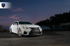 Lexus RCF на дисках RFX11 Brushed Titanium