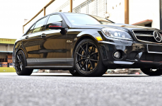 Mercedes C-Class (W205) на дисках VORSTEINER V-FF 108