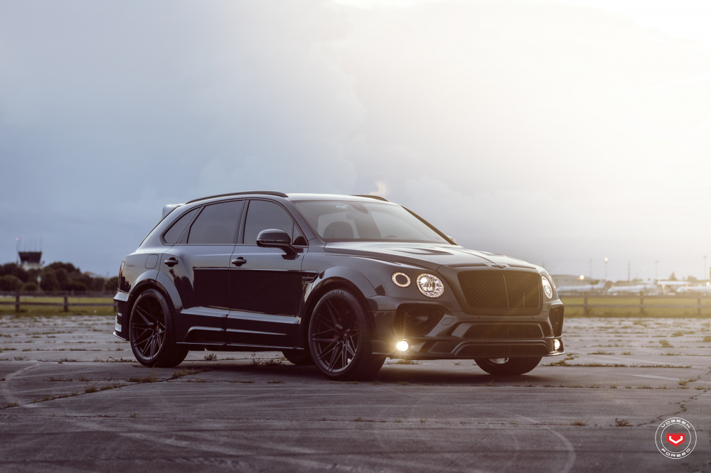 Bentley Bentayga Mansory на дисках Vossen Forged EVO-5