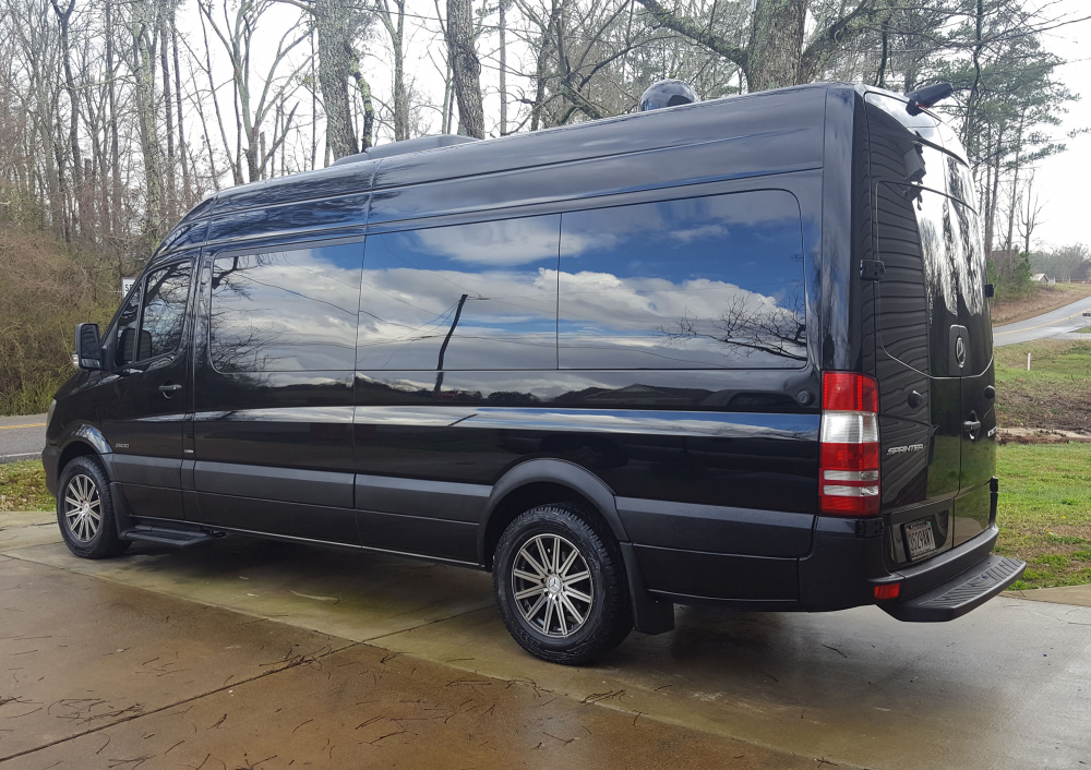 Mercedes Benz Sprinter на дисках Mandrus Stark