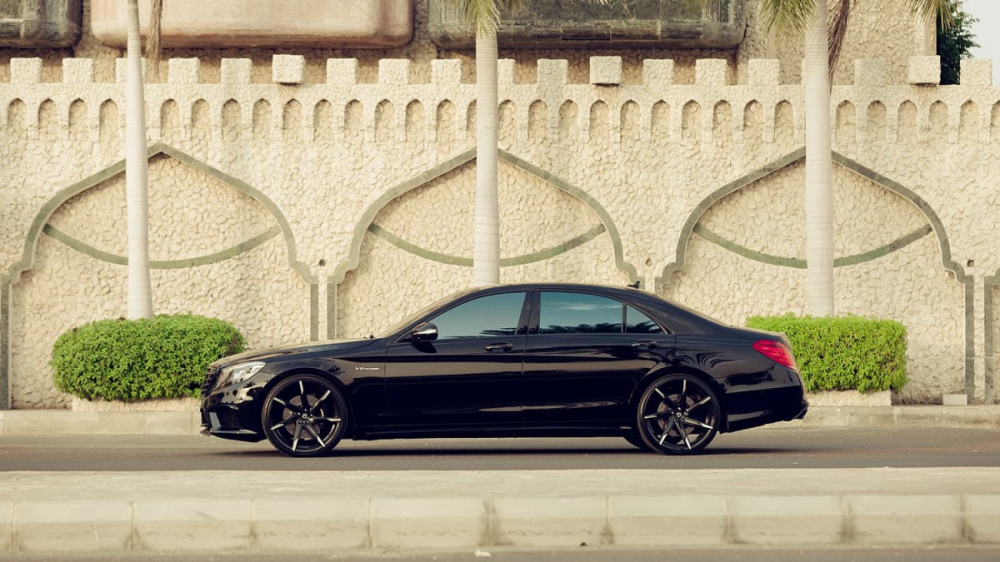 MERCEDES S63 AMG на дисках LEXANI CSS-7