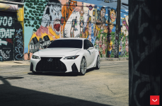 Lexus IS на дисках VOSSEN HF-4T