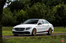 Mercedes C63 на дисках Vossen Forged VPS-307