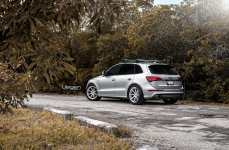 Audi SQ5 на дисках Velgen Wheels VMB8