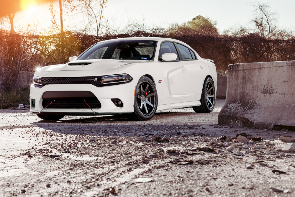 Dodge Charger Scatpack на дисках Ferrada FR1