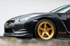 Nissan GTR на дисках Vossen Forged LC-101 