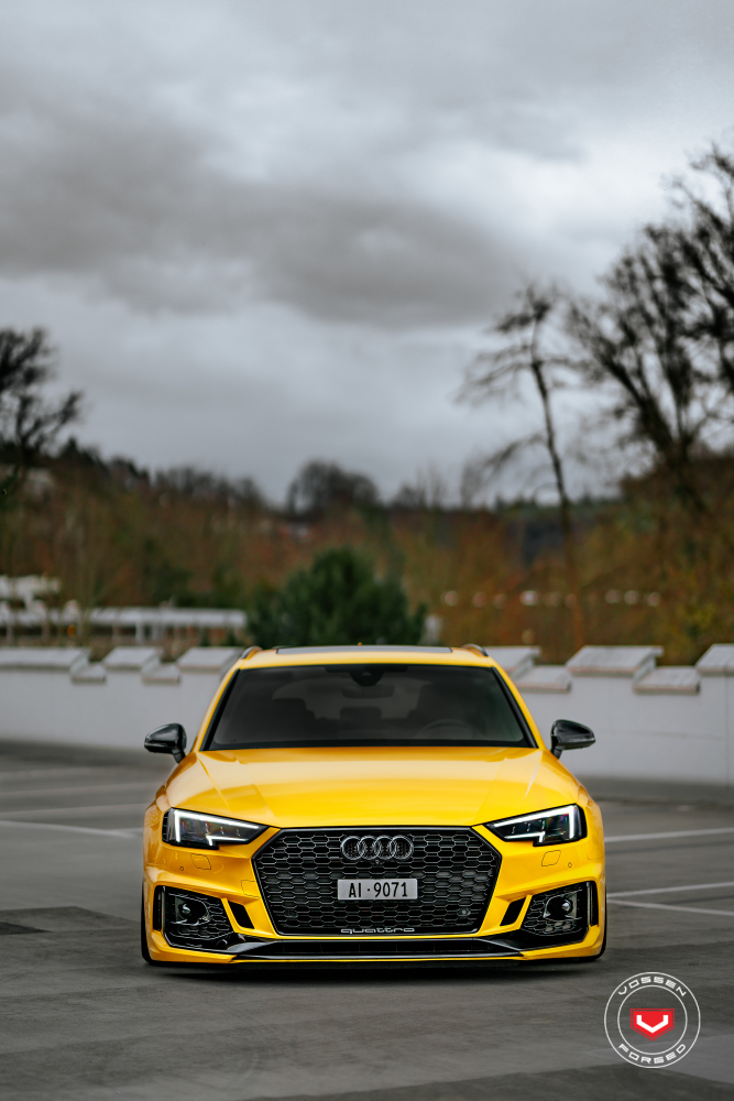 Audi RS4 на кованых дисках Vossen Forged S17-07 (3-Piece)