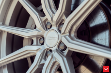 Audi Q8 на дисках Hybrid Forged HF-3