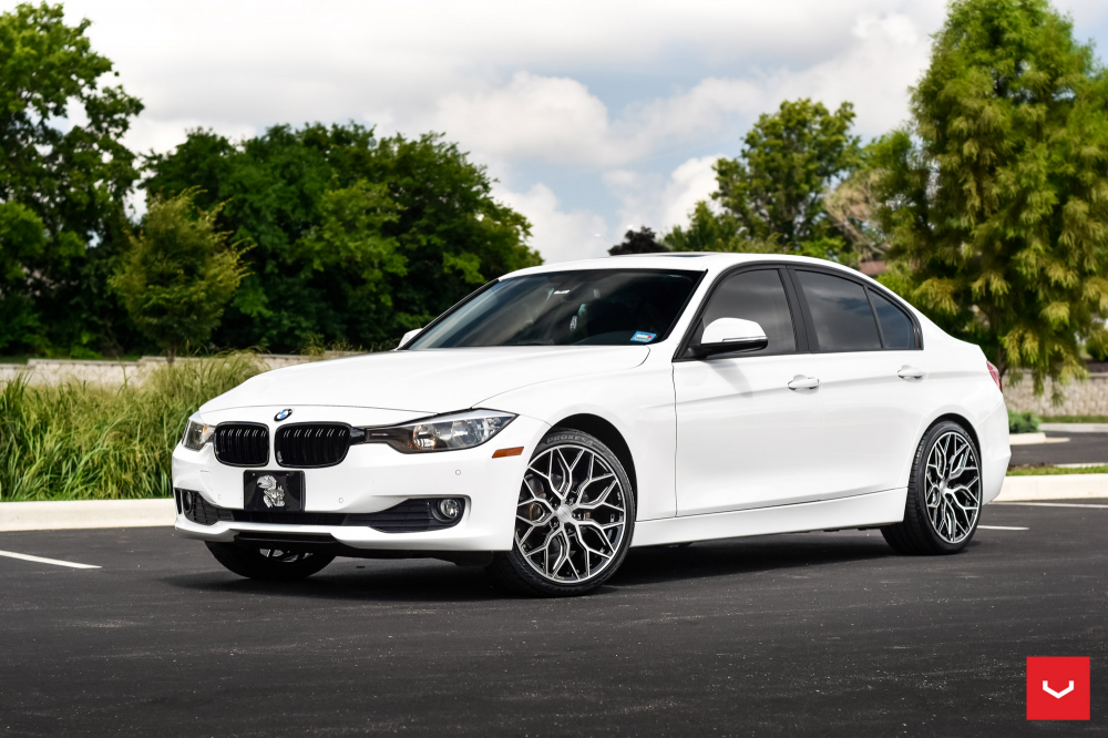 BMW 320i на дисках Hybrid Forged HF-2