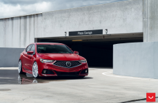 Acura TLX на дисках Vossen CV10