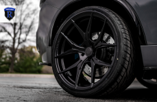 BMW X5M на дисках RFX5 Matte Black